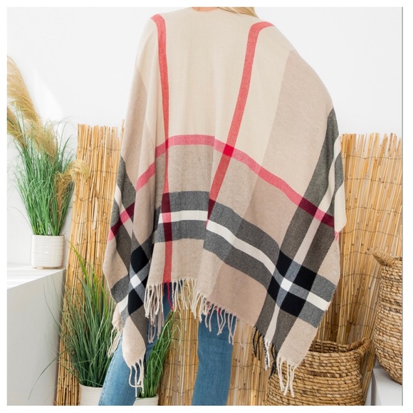 42 Fabulous Oversized Plaid Fringe Shawl Poncho - Picture 3 of 5